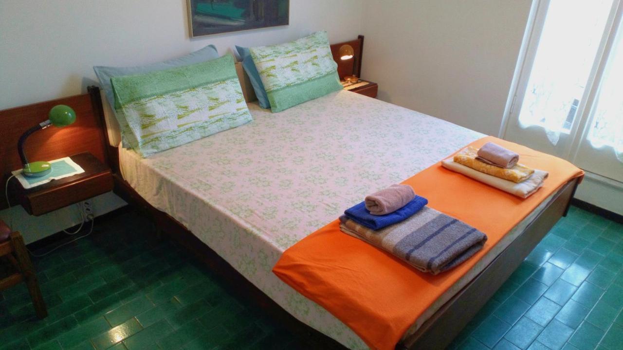 菲纳莱利古雷Casa Di Claude Con Posto Auto公寓 外观 照片
