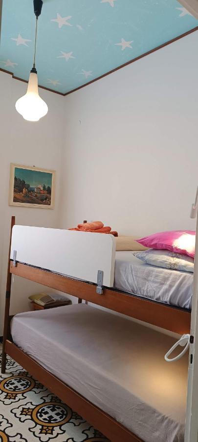 菲纳莱利古雷Casa Di Claude Con Posto Auto公寓 外观 照片