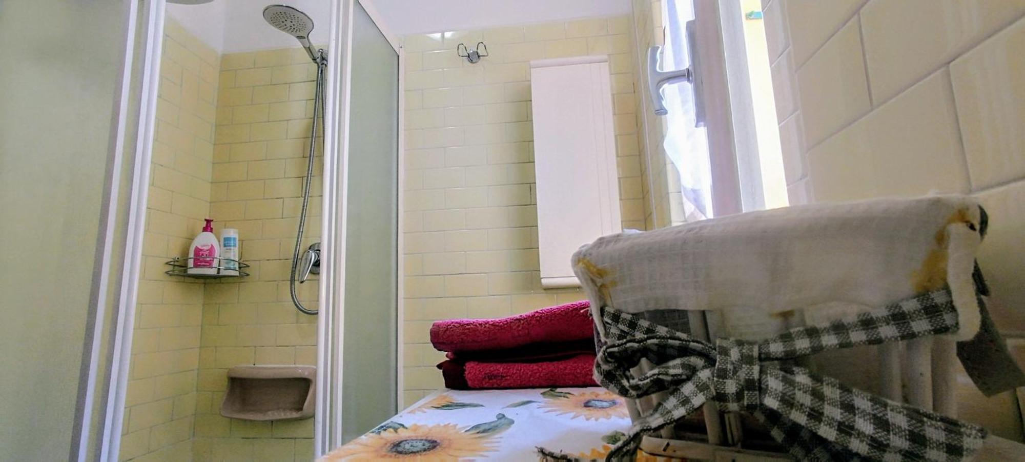 菲纳莱利古雷Casa Di Claude Con Posto Auto公寓 外观 照片